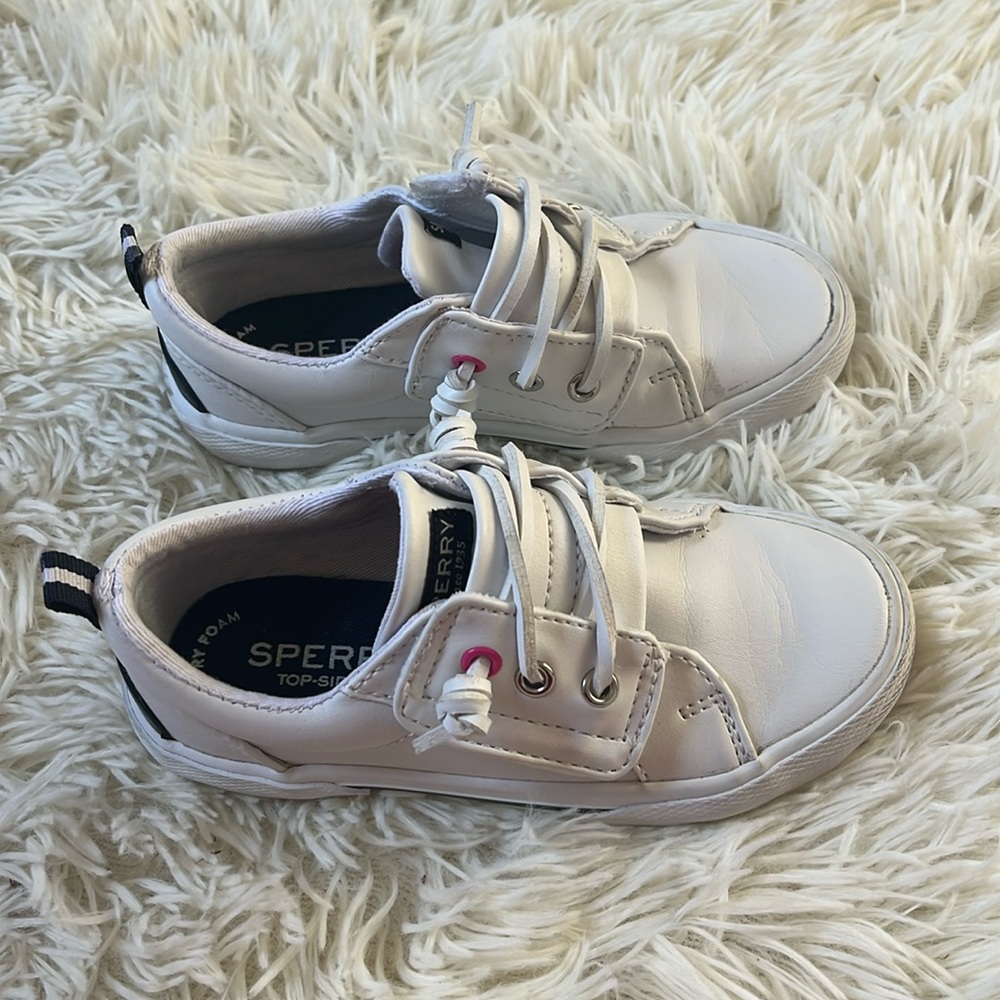 Girls Sperry’s memory foam Top Sider